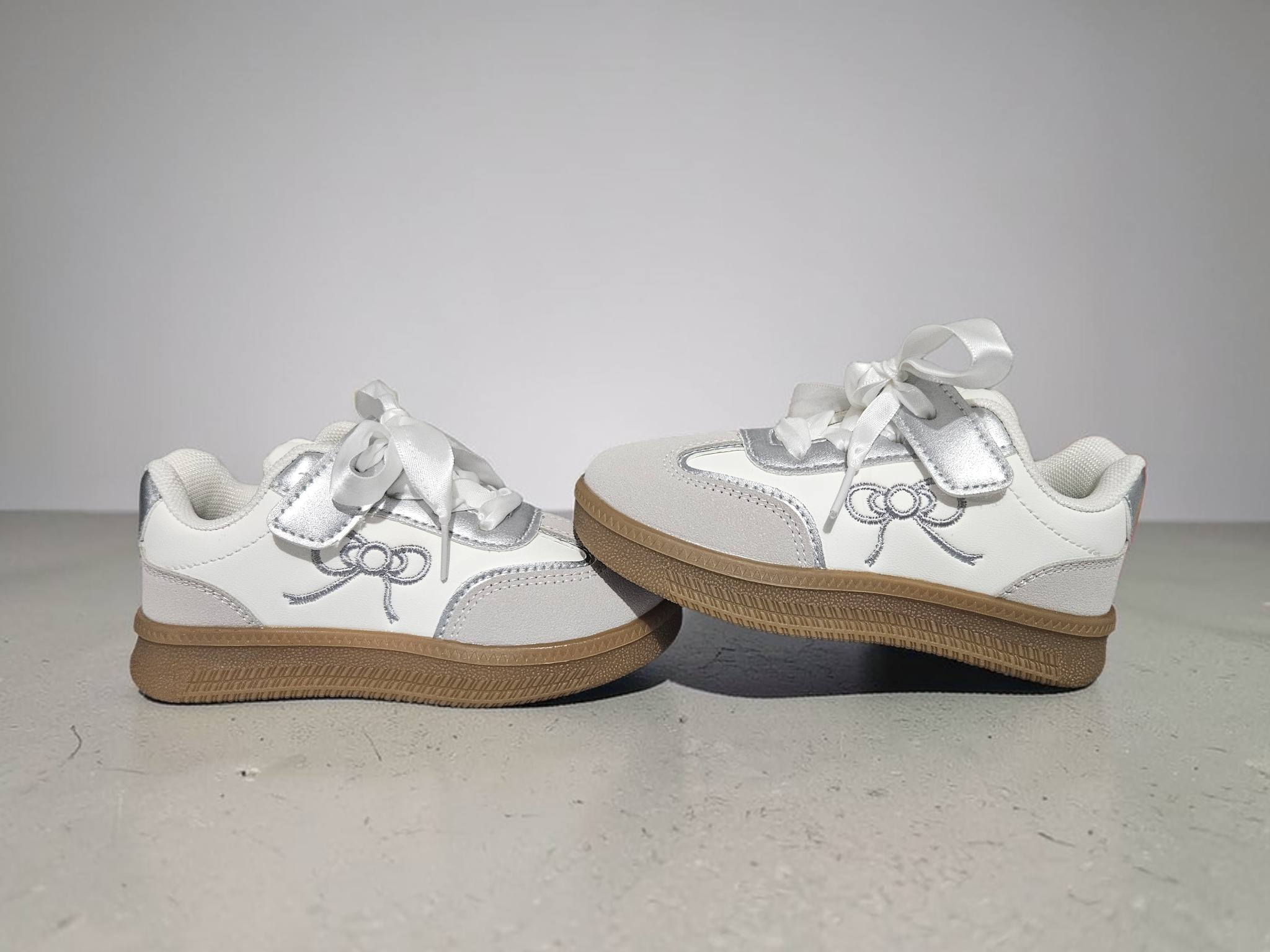 Adidași tip Teniși pentru Fete, Model Mara, Piele ecologică, Talpă flexibilă, Inchidere cu șiret