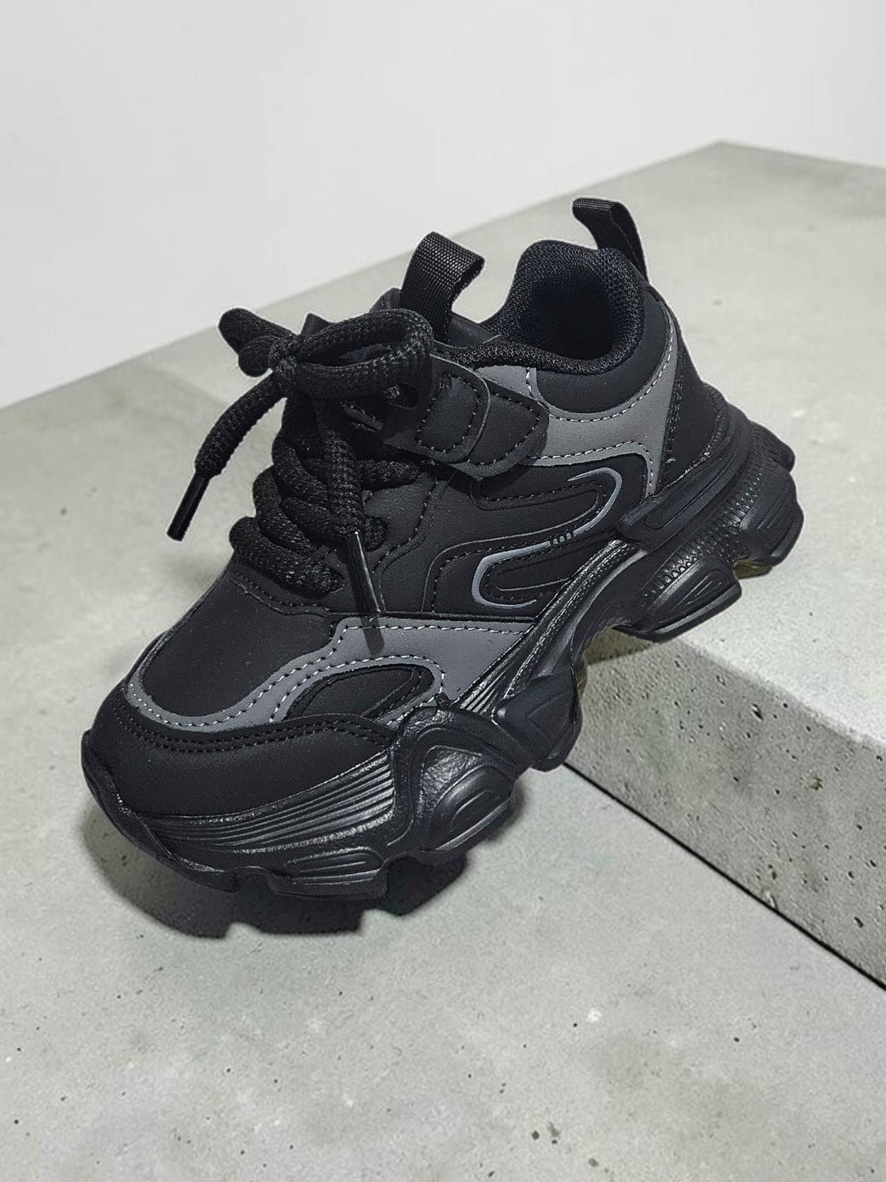 Adidași pentru Copii, Model Auri, Piele ecologică, Talpă din Spumă ultra Ușoară, Inchidere cu șiret, model sport casual pentru fete și băieți