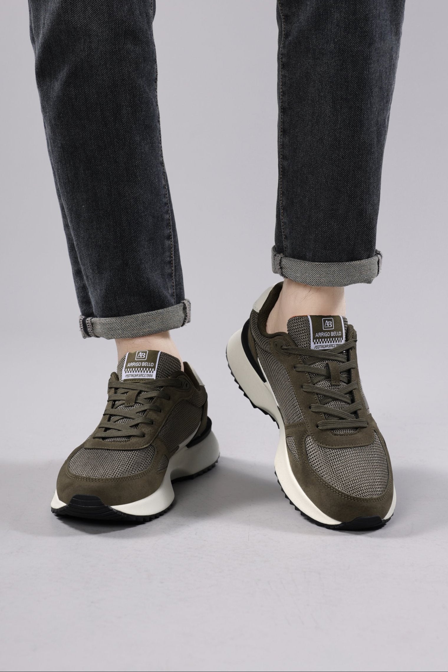 Adidasi casual pentru Barbati, Model Ziv, Realizati din Panza cu insertii piele ecologica, Talpa usoara, Arrigo Bello,Khaki