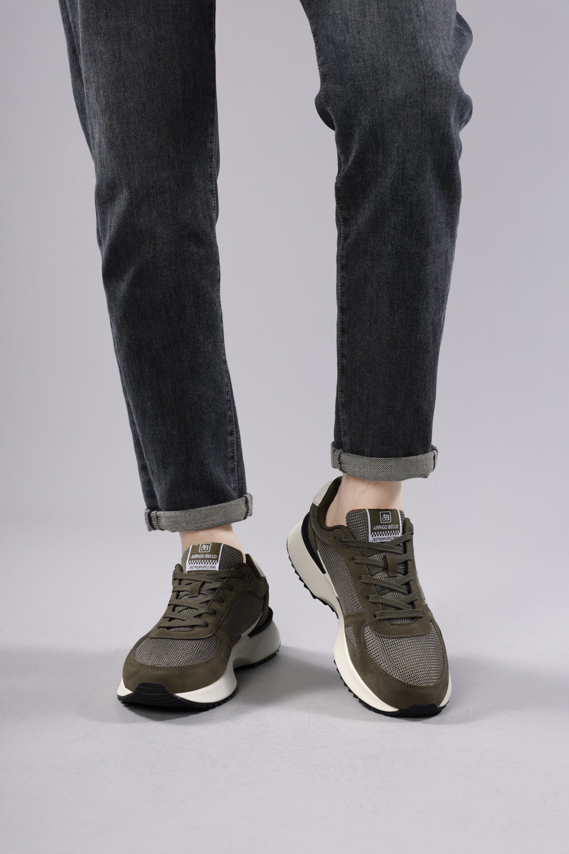 Adidasi casual pentru Barbati, Model Ziv, Realizati din Panza cu insertii piele ecologica, Talpa usoara, Arrigo Bello,Khaki