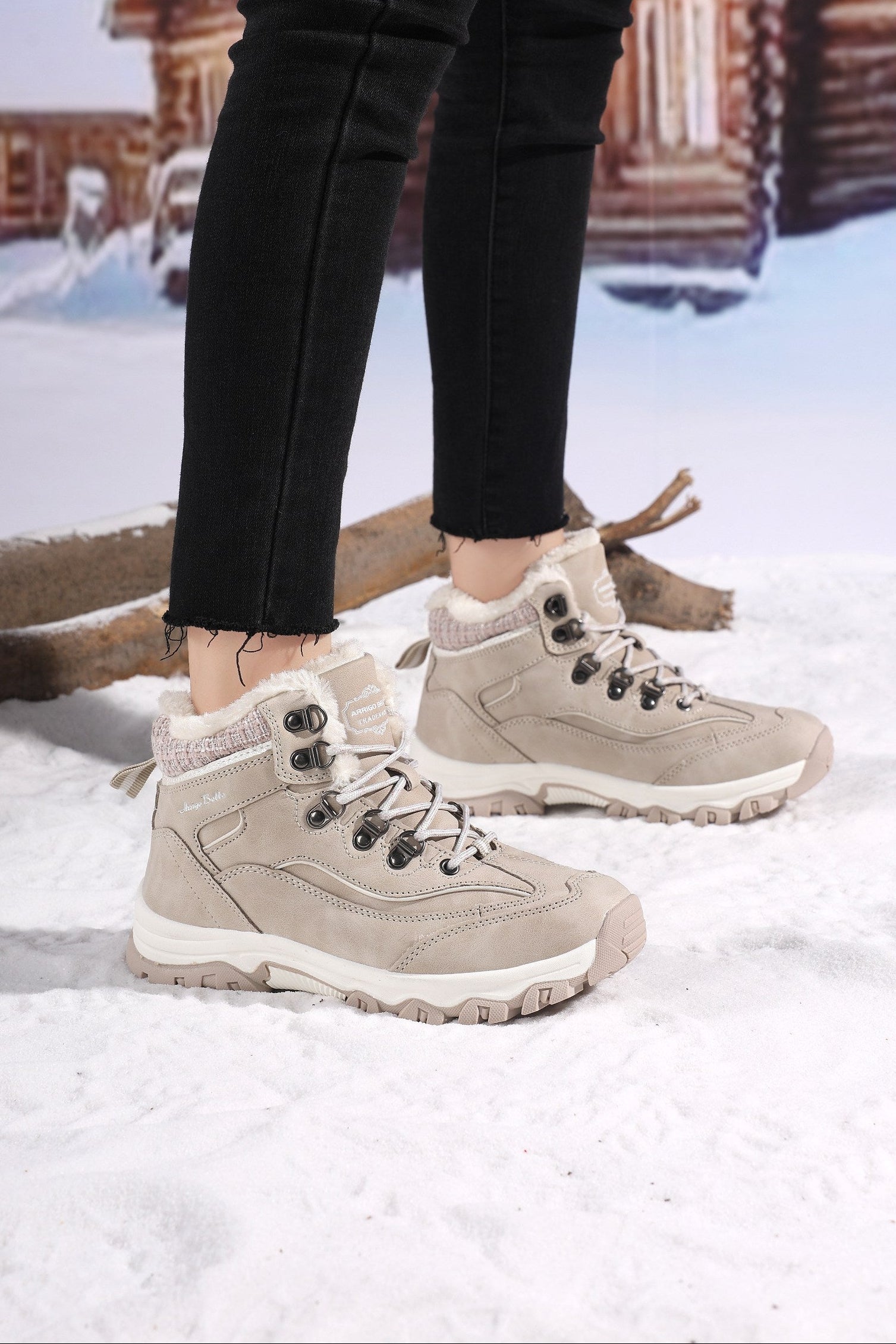 Ghete pentru Dama, Model Oni, Imblanite, Piele ecologica, Talpa Antiderapanta, Confortabile si calduroase,Ax Boxing, Bej