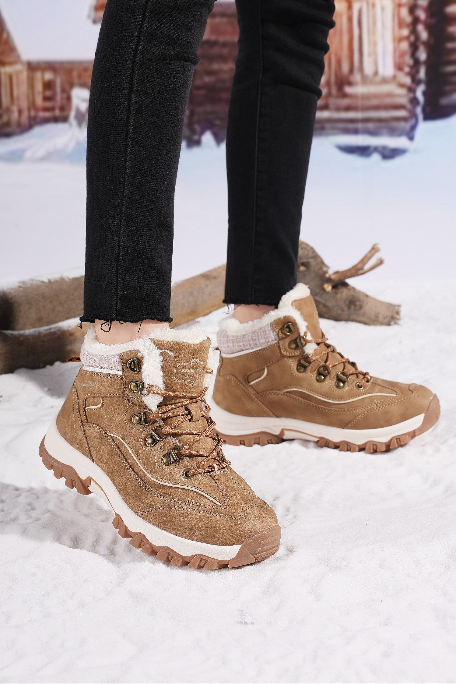 Ghete pentru Dama, Model Oni, Imblanite, Piele ecologica, Talpa Antiderapanta, Confortabile si calduroase,Ax Boxing,Camel