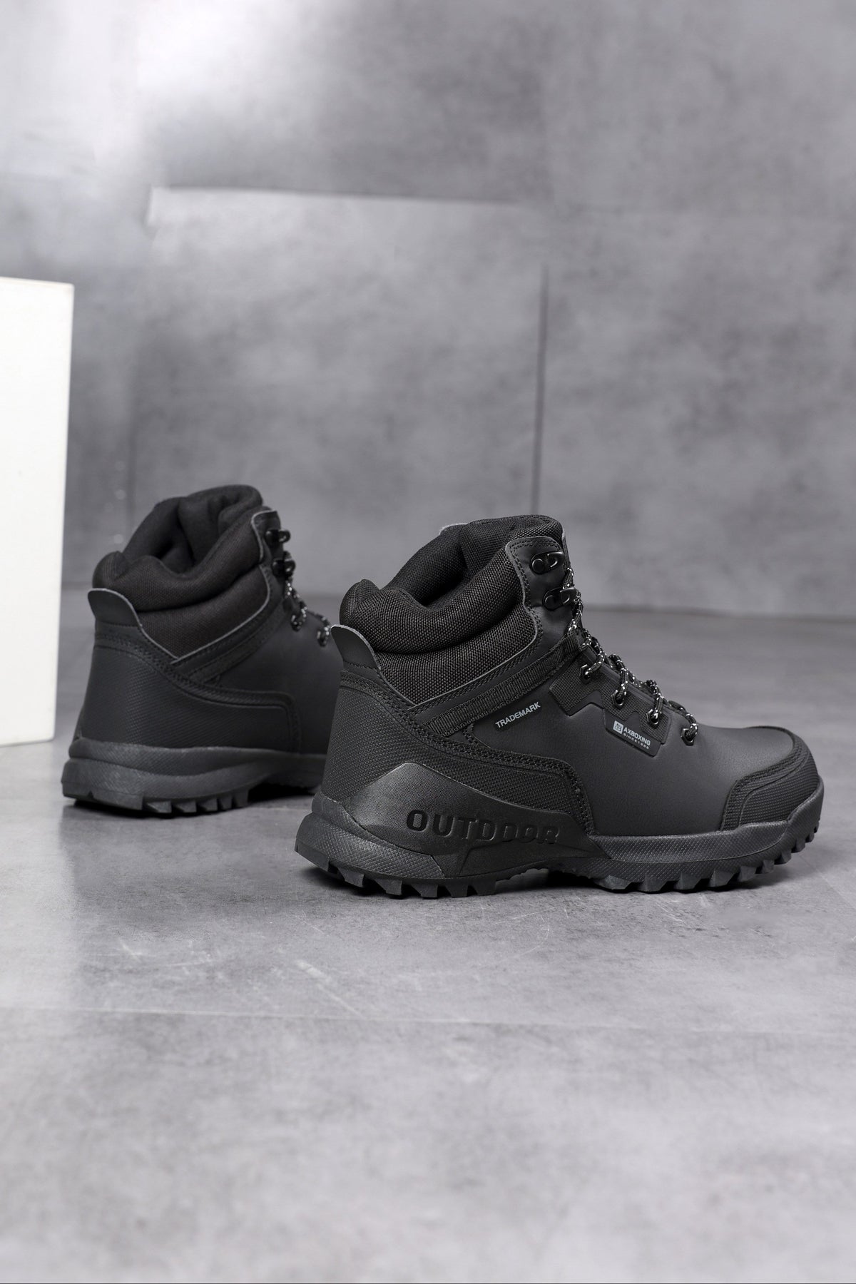 Ghete Imblanite Unisex, Model Ralo, Piele ecologica premium, Talpa Antiderapanta, Model Outdoor Confortabil, Ax Boxing, Negru