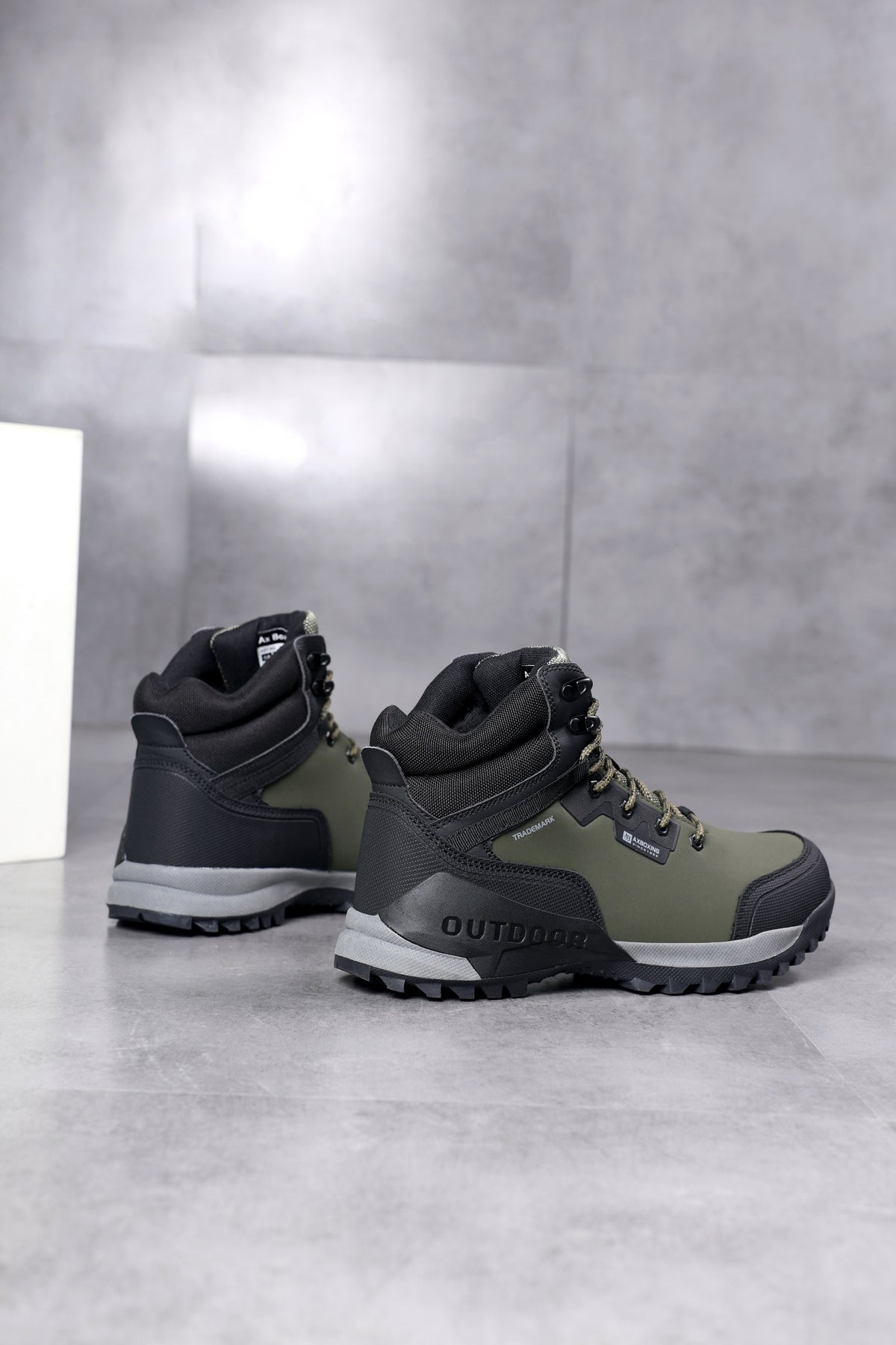 Ghete Imblănite pentru Barbati, Model Bruno, Outdoor, Piele ecologică, Siret, Talpă antiderapantă, Ax Boxing, Khaki