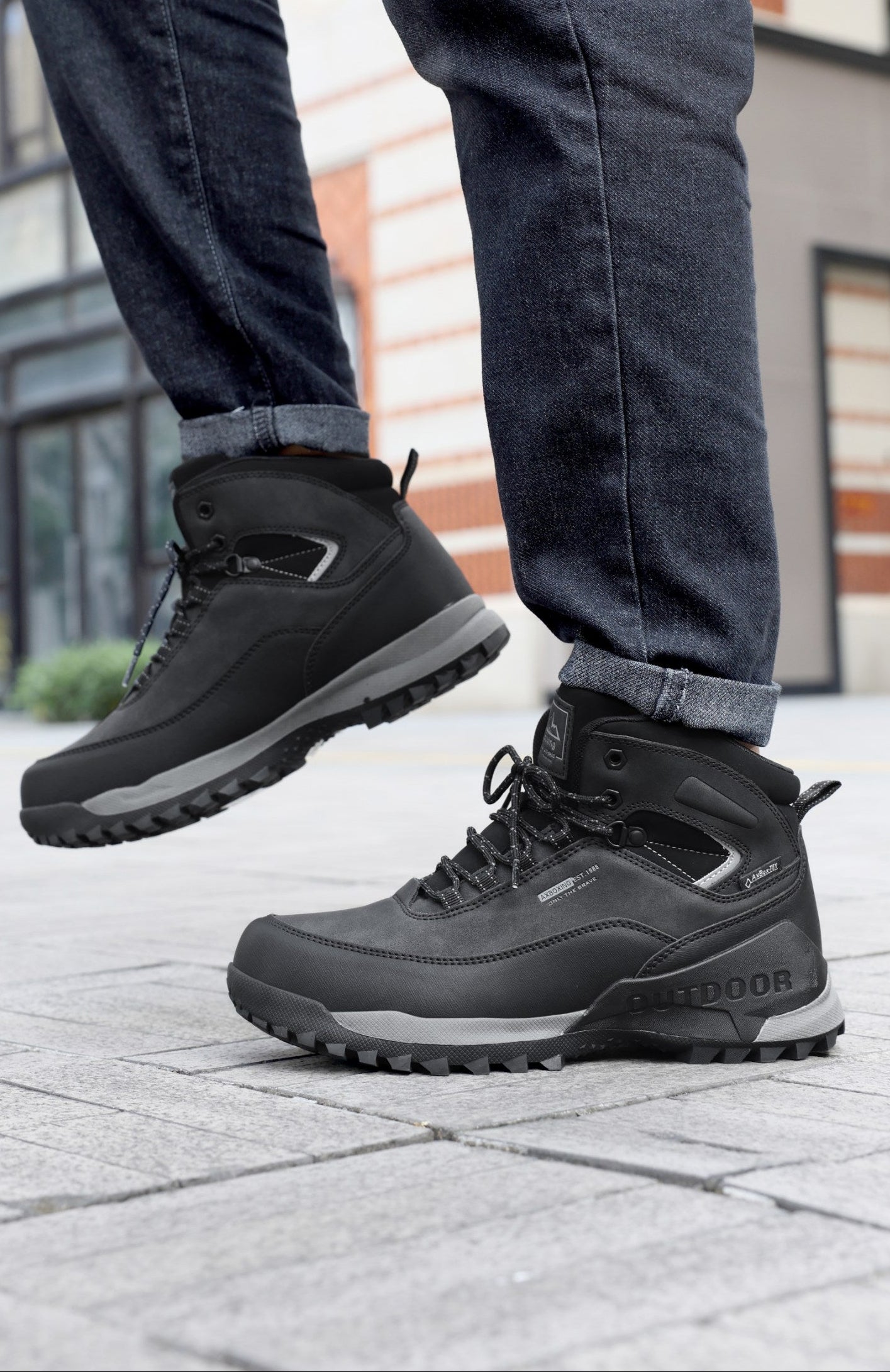 Bocanci Imblaniti pentru Barbati, Model Simon,Piele Ecologica Premium, Talpa Antiderapanta cu striatii, Caldurosi si Confortabili, Ax Boxing, Negru