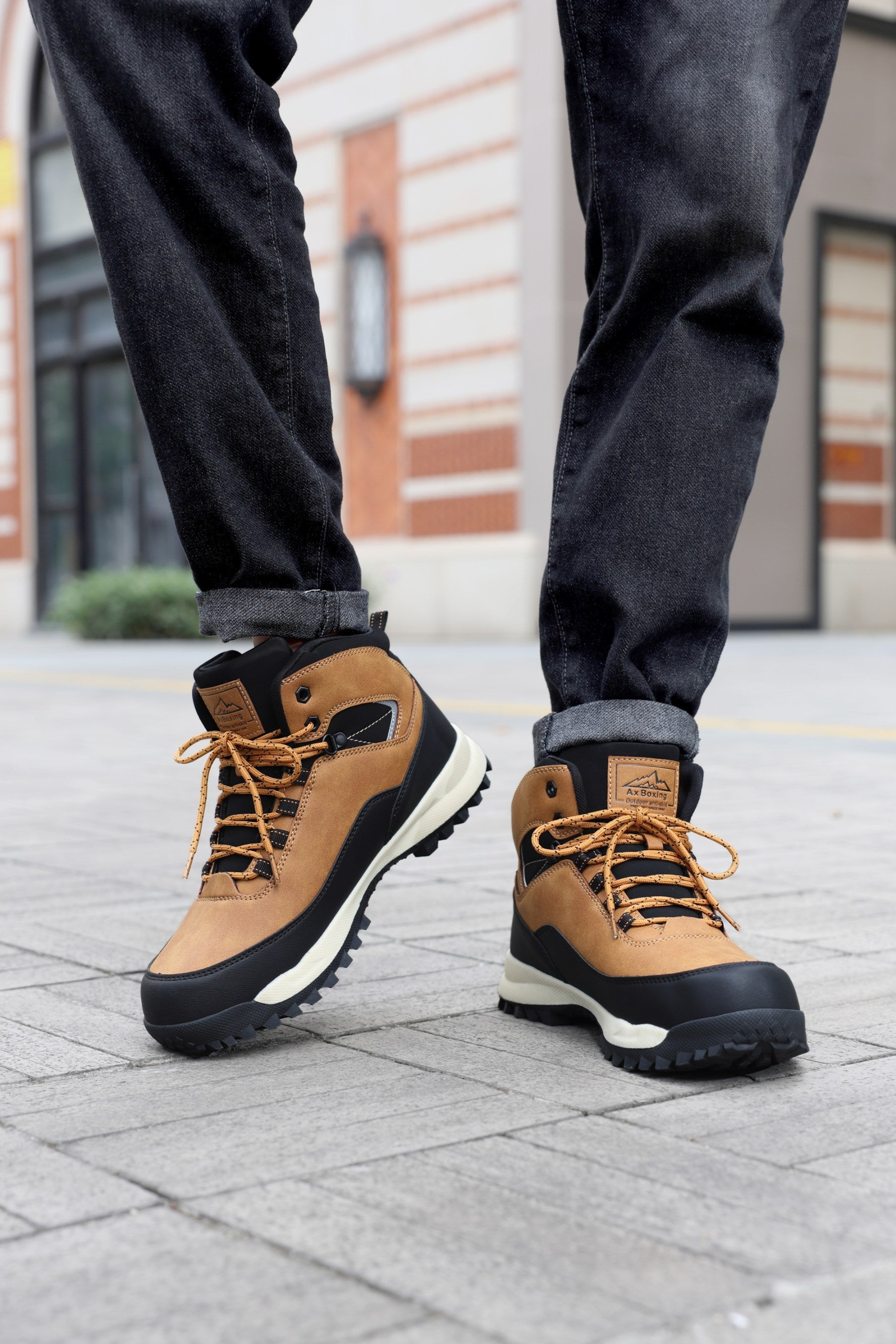 Bocanci Imblaniti pentru Barbati, Model Simon,Piele Ecologica Premium, Talpa Antiderapanta cu striatii, Caldurosi si Confortabili, Ax Boxing, Camel