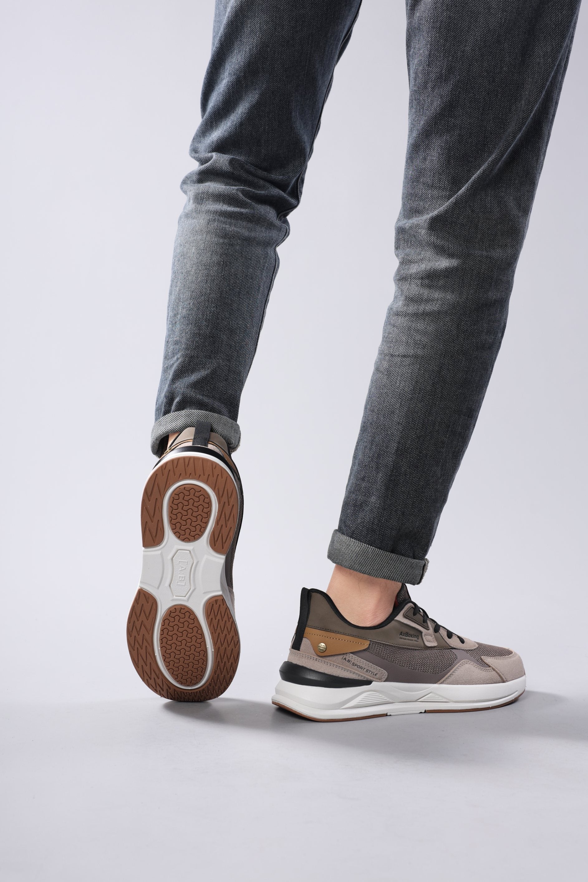 Adidasi pentru Barbati, Model Paxo, Realizati din Panza cu insertii piele ecologica, Talap usoara din Spuma, Ax Boxing, Camel