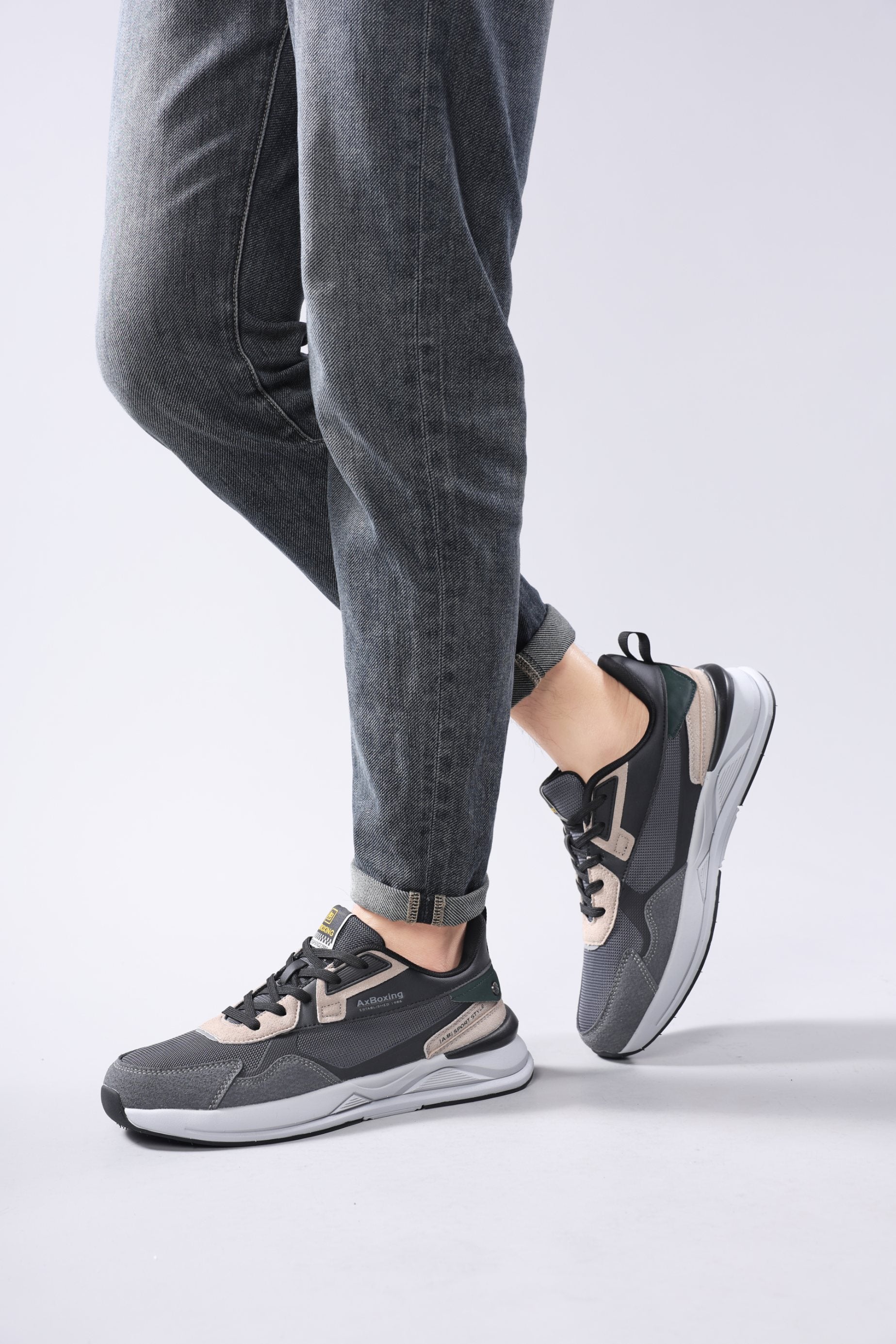 Pantofi sport pentru Barbati, Model Paxo, Realizati din Panza cu insertii piele ecologica, Talap usoara din Spuma, Ax Boxing, Gri