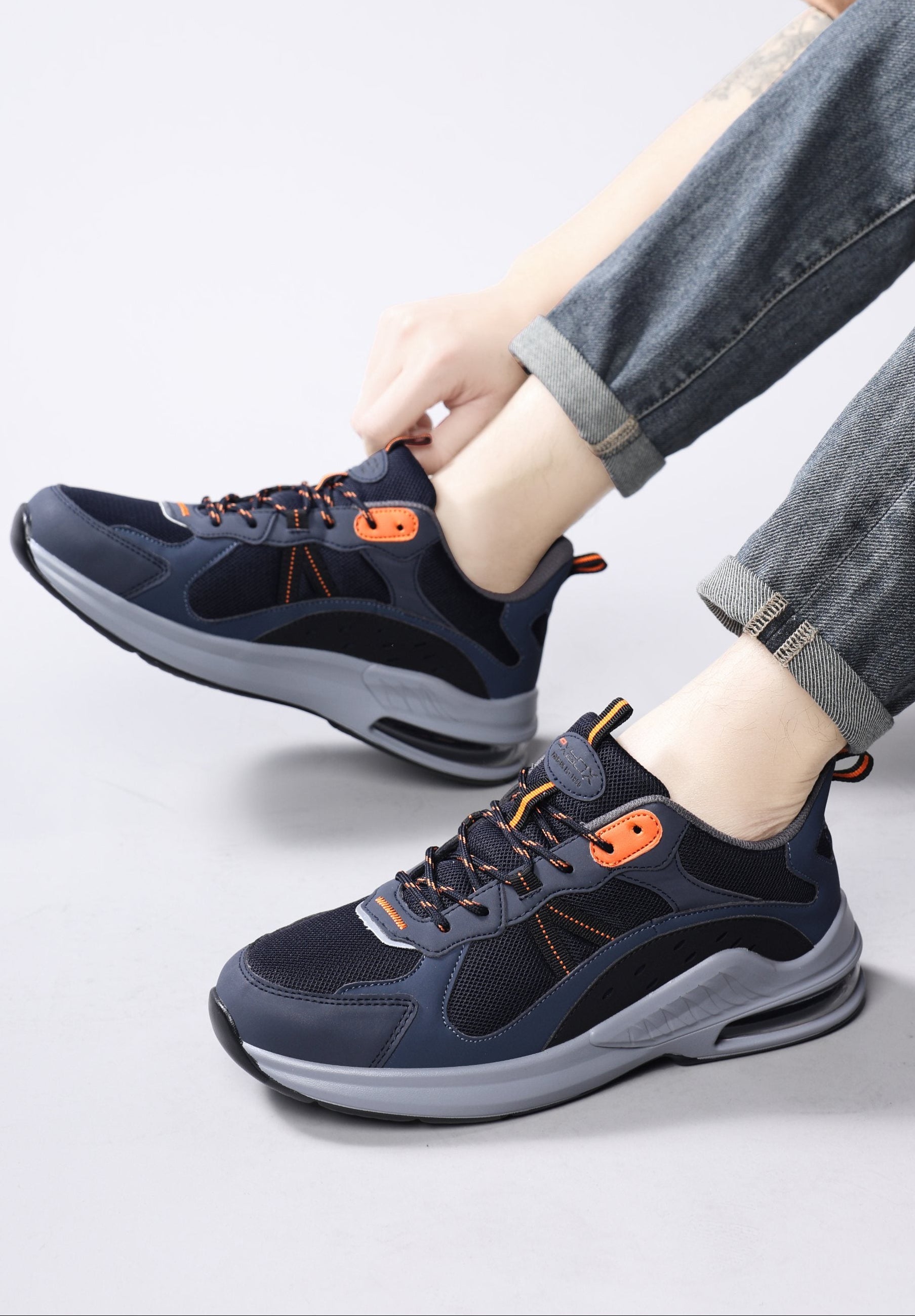 Pantofi sport pentru Barbati, Model Aren, Piele ecologica si Textil, Talpa usoara din spuma cu Perna de aer, Ax Boxing,Khaki