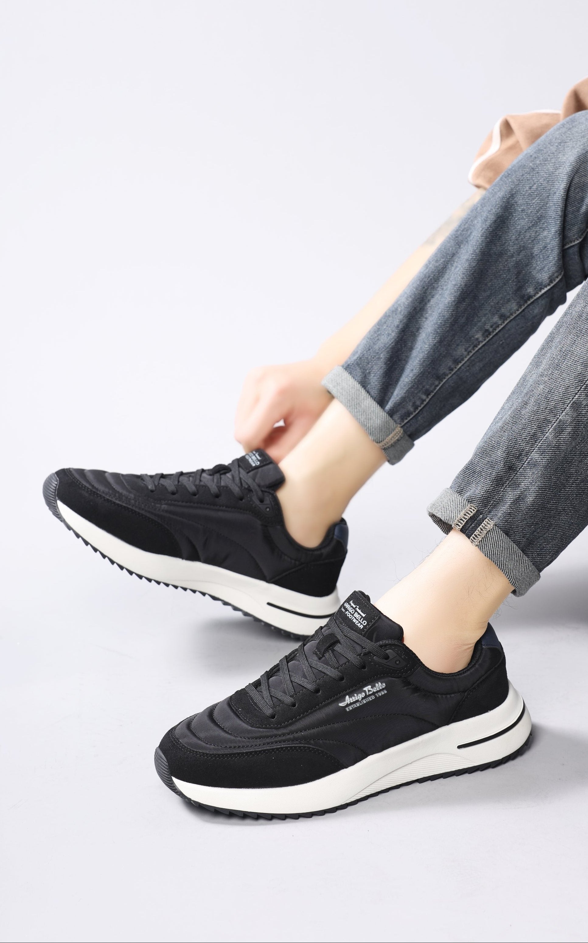 Adidasi casual-sport pentru Barbati, Model Torin, Realizati din textil-fâș si piele ecologica, Talpa usoara, Arrigo Bello, Negru