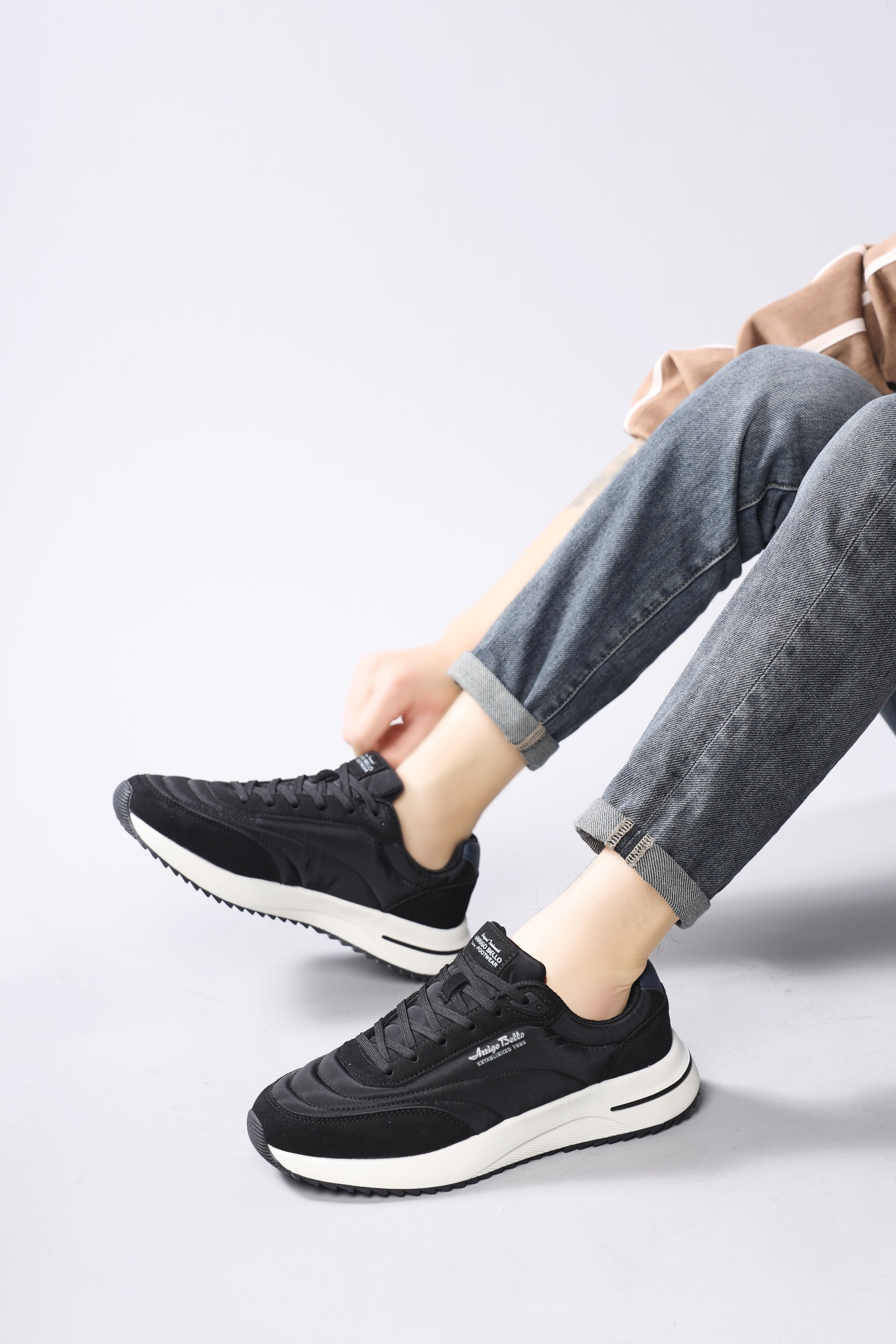 Adidasi casual-sport pentru Barbati, Model Torin, Realizati din textil-fâș si piele ecologica, Talpa usoara, Arrigo Bello, Negru