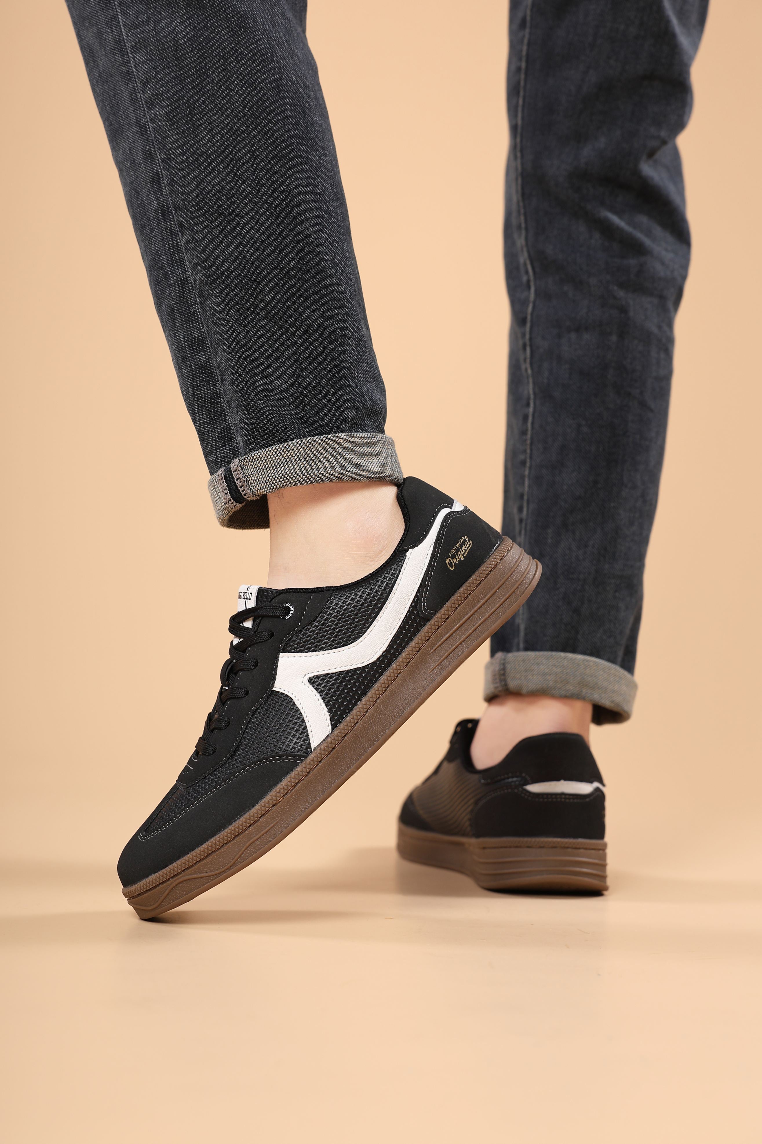 Adidasi casual Barbati, Model Odin, Talpa cusuta, Piele ecologica, Tip tenesi, Arrigo Bello, Negru