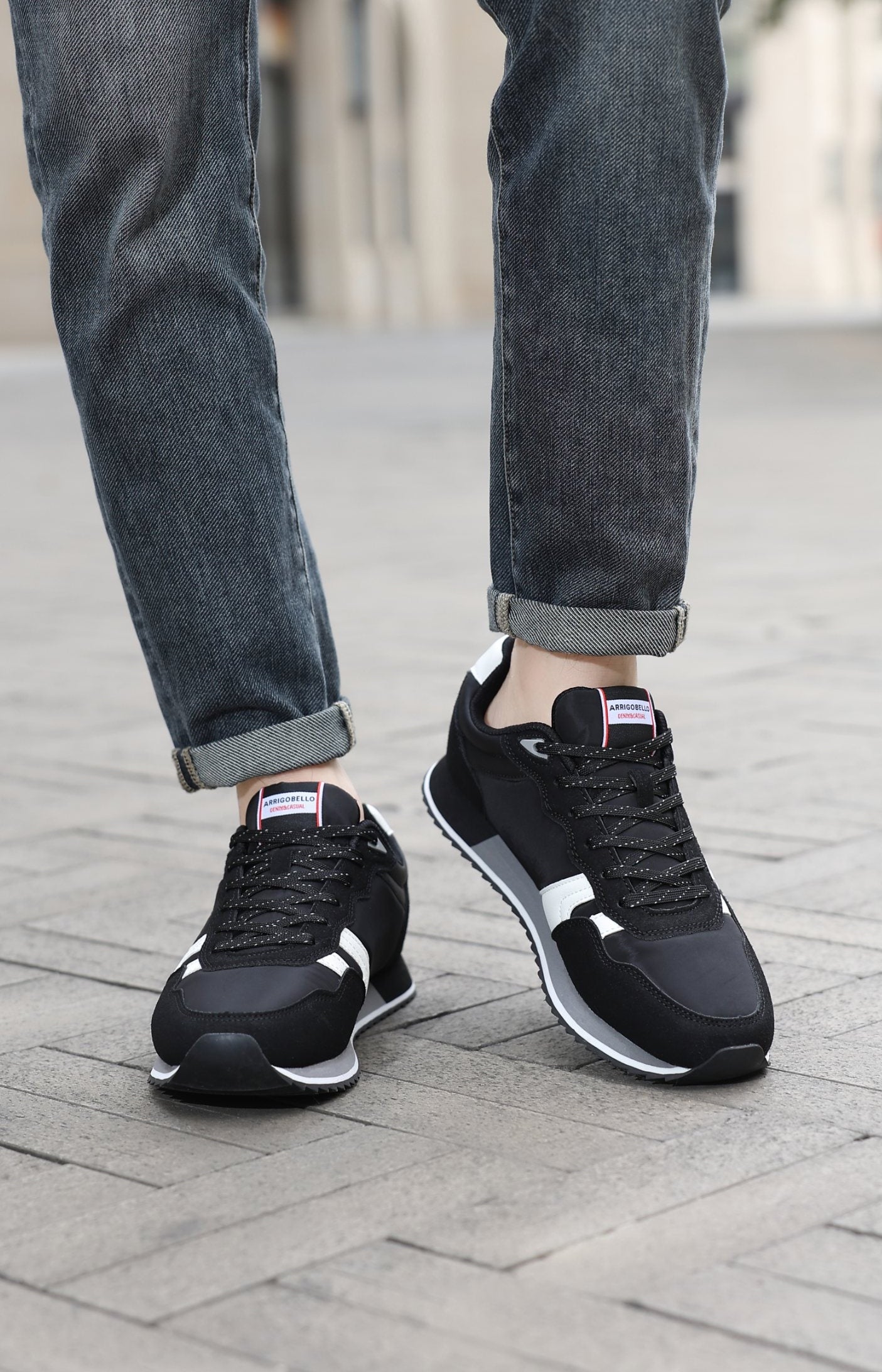 Adidasi casual pentru Barbati, Model Yvar, Realizati din textil- fâș, Insertii piele ecologica, Talpa usoara, Arrigo Bello,Negru
