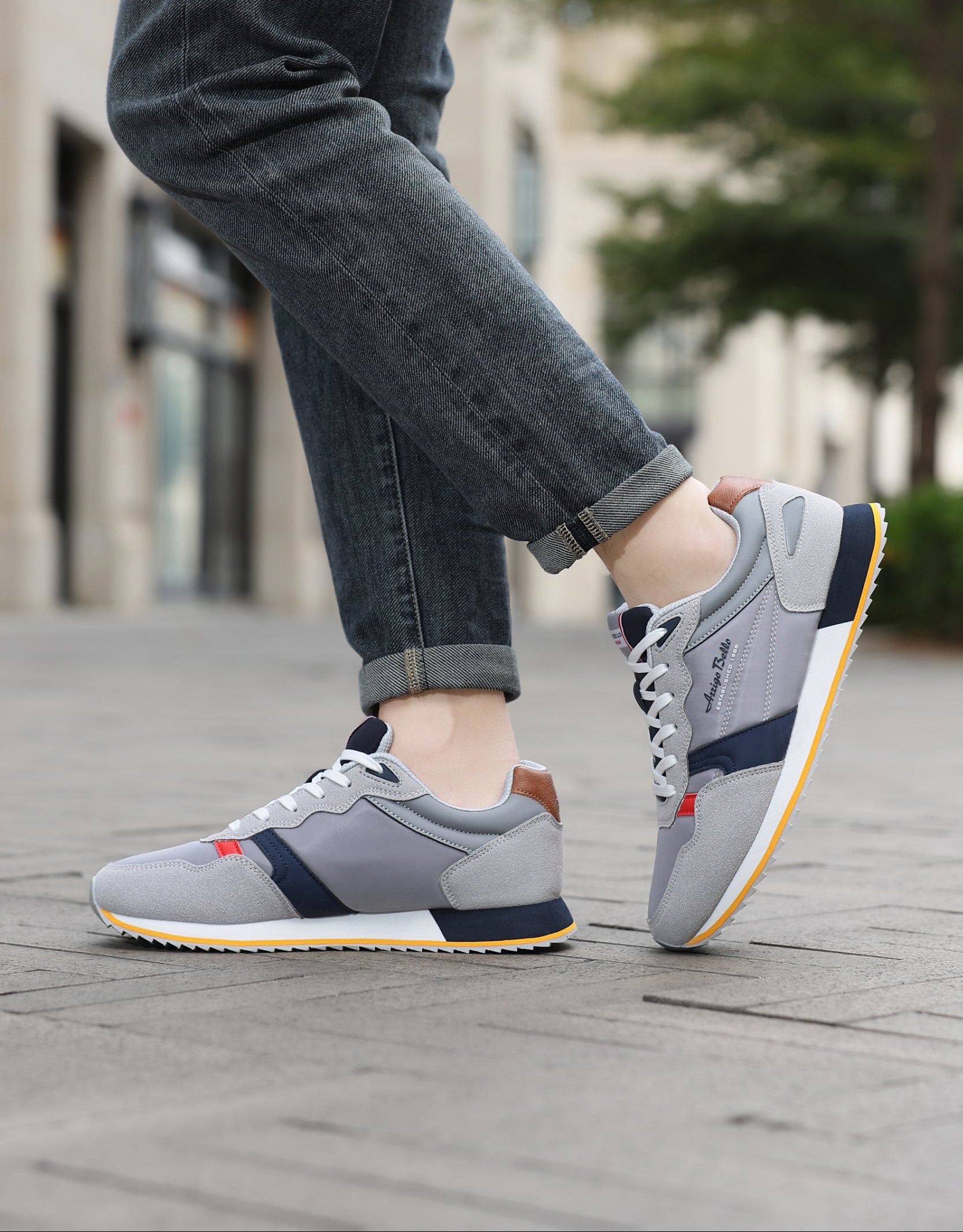 Adidasi casual pentru Barbati, Model Yvar, Realizati din textil- fâș, Insertii piele ecologica, Talpa usoara, Arrigo Bello,Gri
