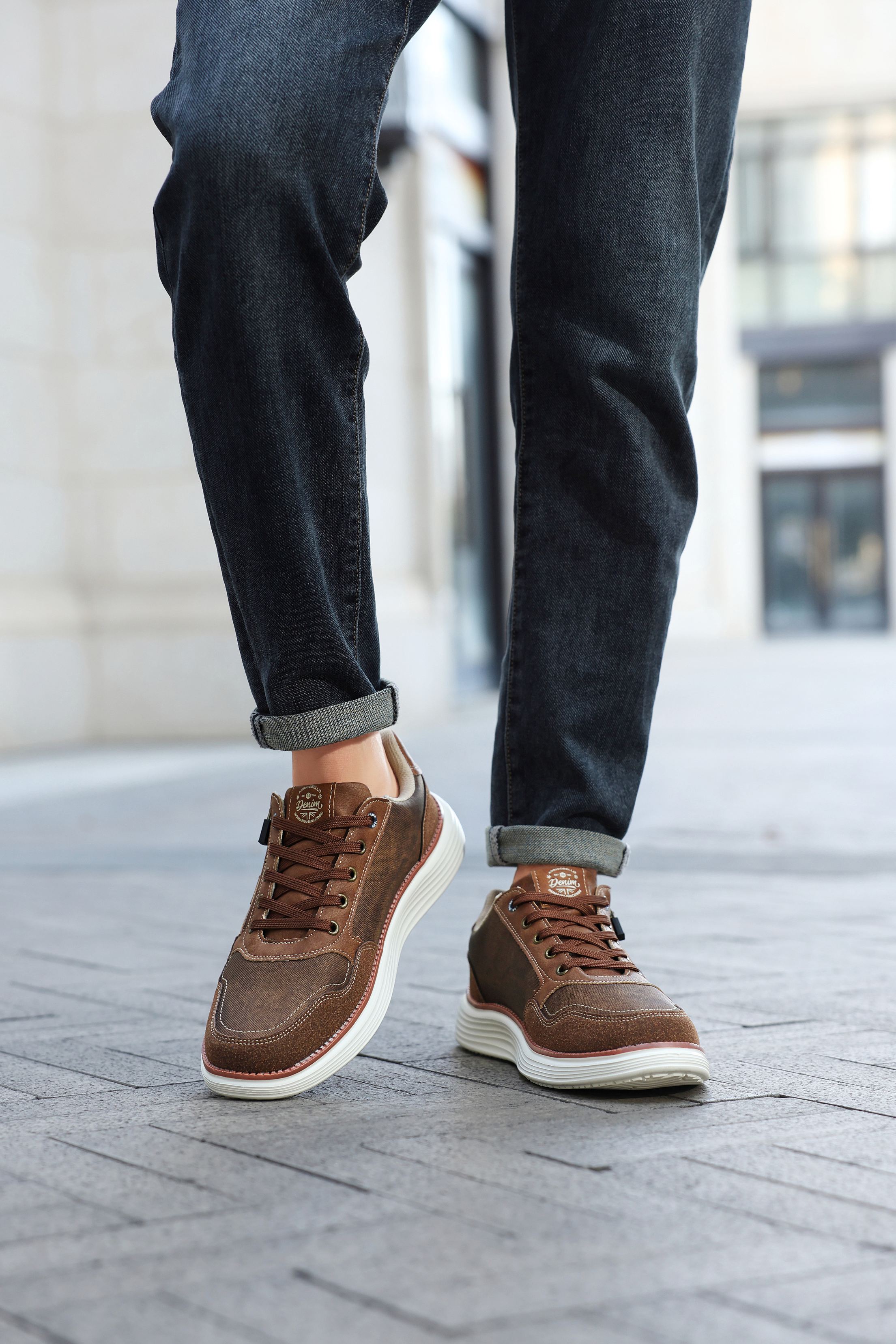 Adidasi casual Bărbați, Model Franco, Piele ecologică, inserții din Piele naturală, Talpă ușoară din Spumă, fermoar funcțional, Arrigo Bello,Maro