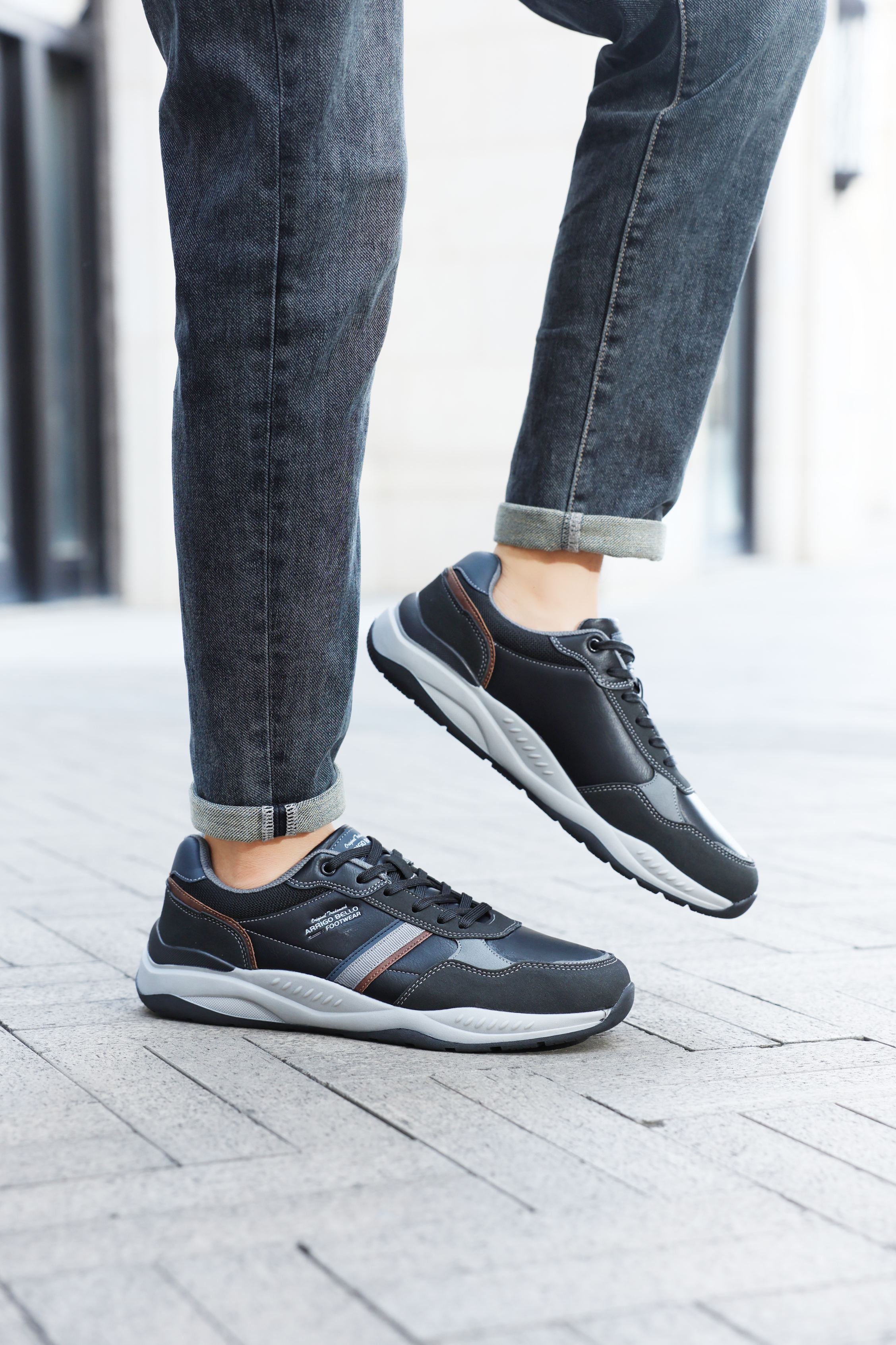 Adidasi casual pentru Barbati, Model Ares, Piele ecologica premium, Talpa usoara, Arrigo Bello, Negru