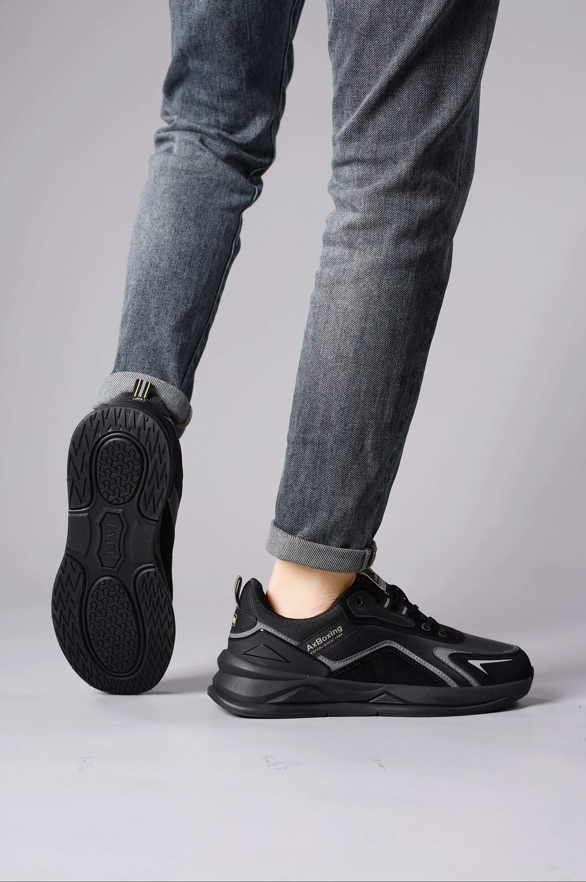 Adidasi sport Barbati, Model Kairo, Talpa usoara din spuma, Piele ecologica, Comozi si rezistenti, Ax Boxing,Negru