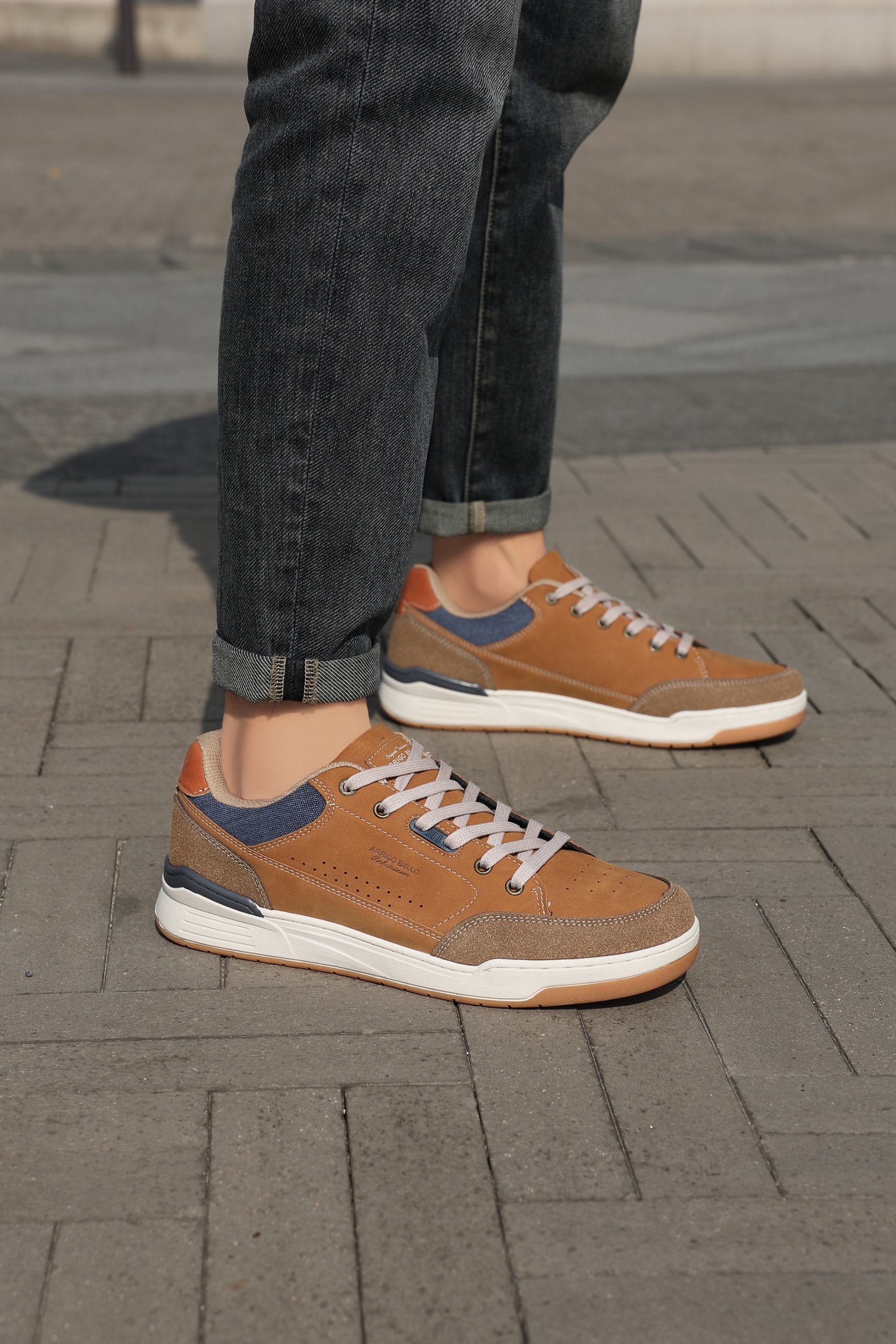 Adidasi Casual pentru Bărbați, Model Zane, din Piele Ecologică Premium, Inserții Piele Naturală, Arrigo Bello, Maro