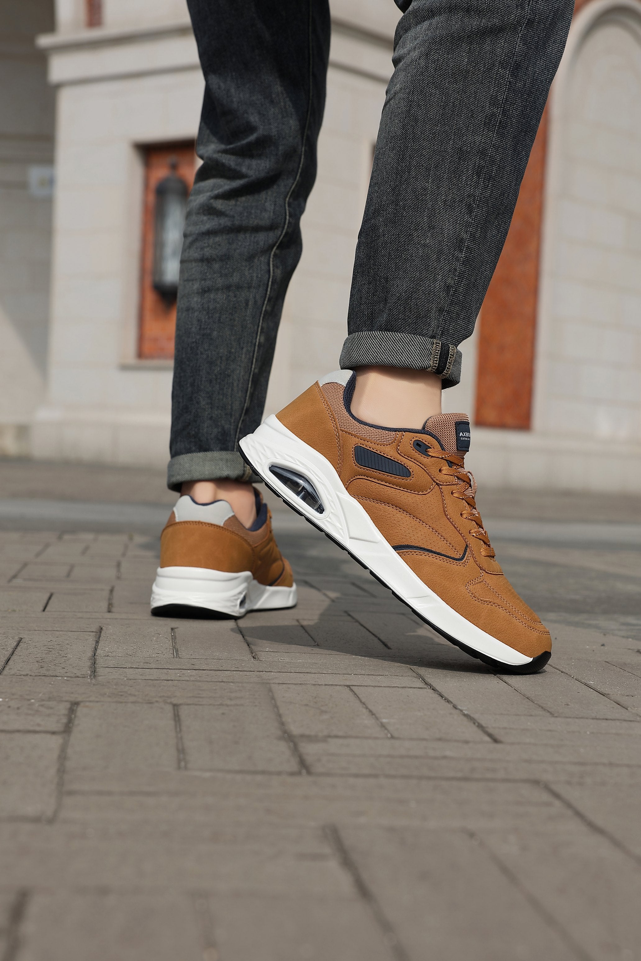 Adidasi sport-casual pentru Barbati, Model Marcus,Piele ecologica Premium, Talpa inalta, Confortabili, Ax Boxing,Maro