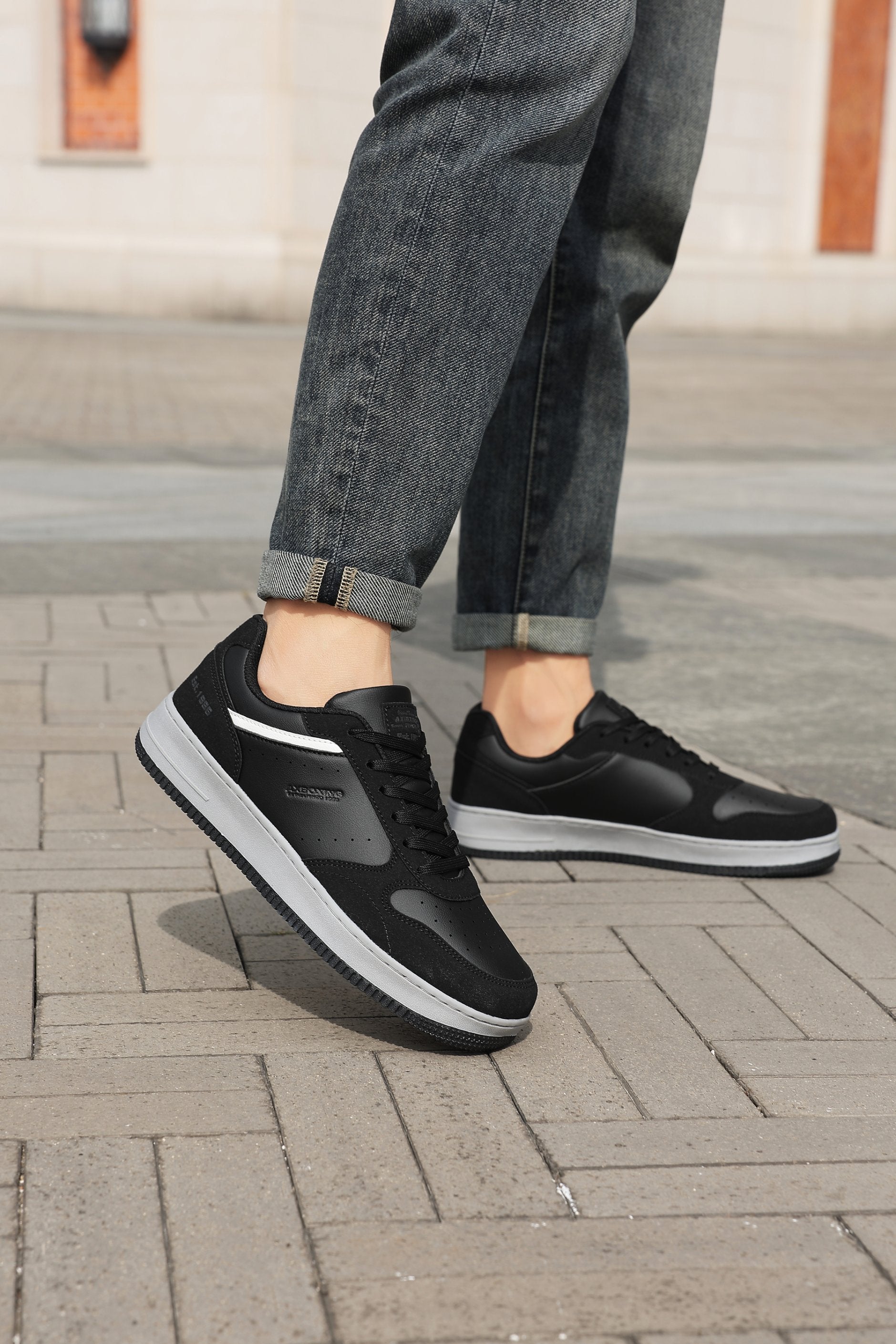 Adidasi Casual pentru Bărbați, Model Gavin, Piele Ecologică Premium, Talpă Groasă Cusută, AX Boxing, Negru