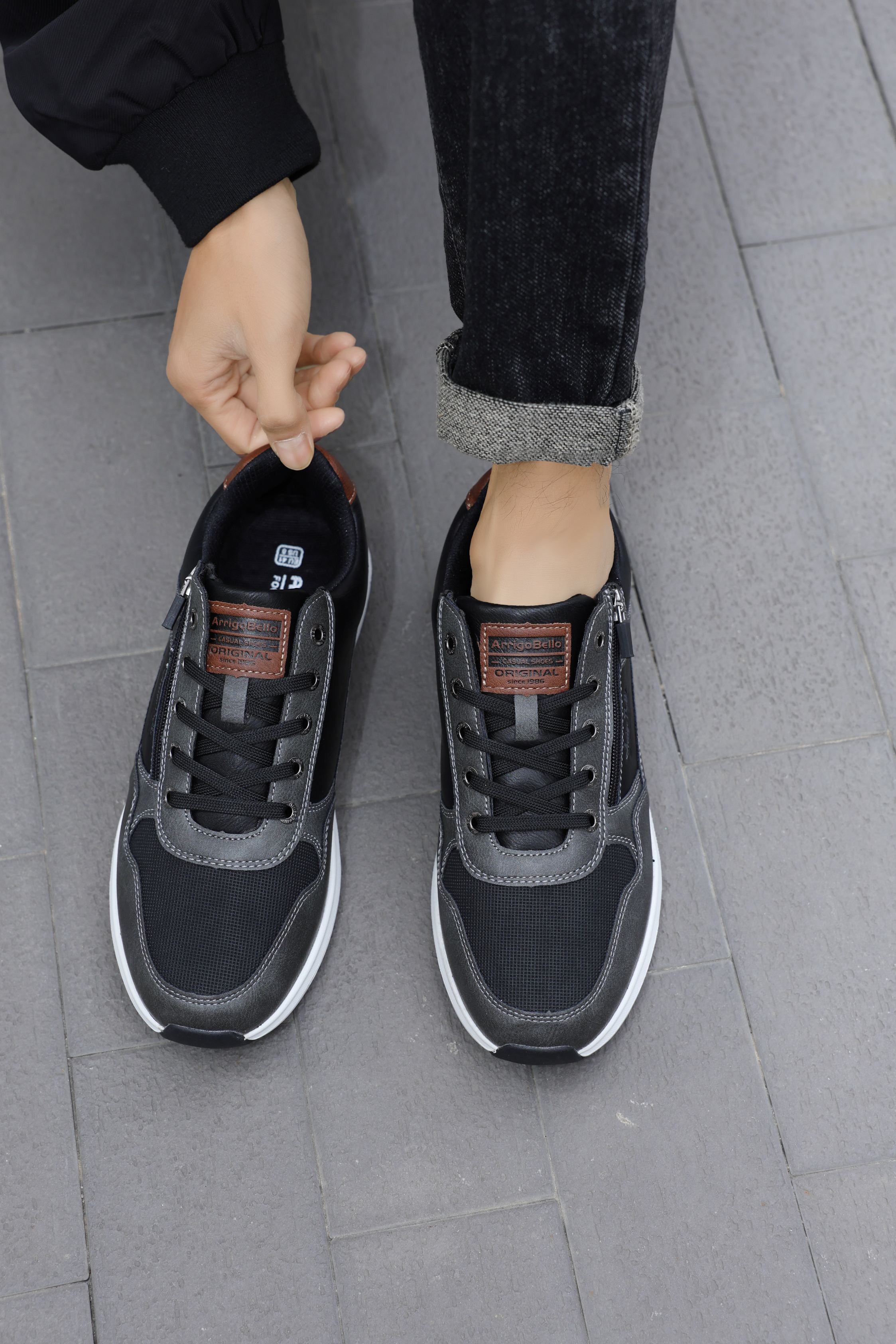 Adidasi casual-sport pentru Barbati, Model Soren, Talpa usoara de spuma, Piele ecologica, Fermoar functional, Arrigo Bello, Gri
