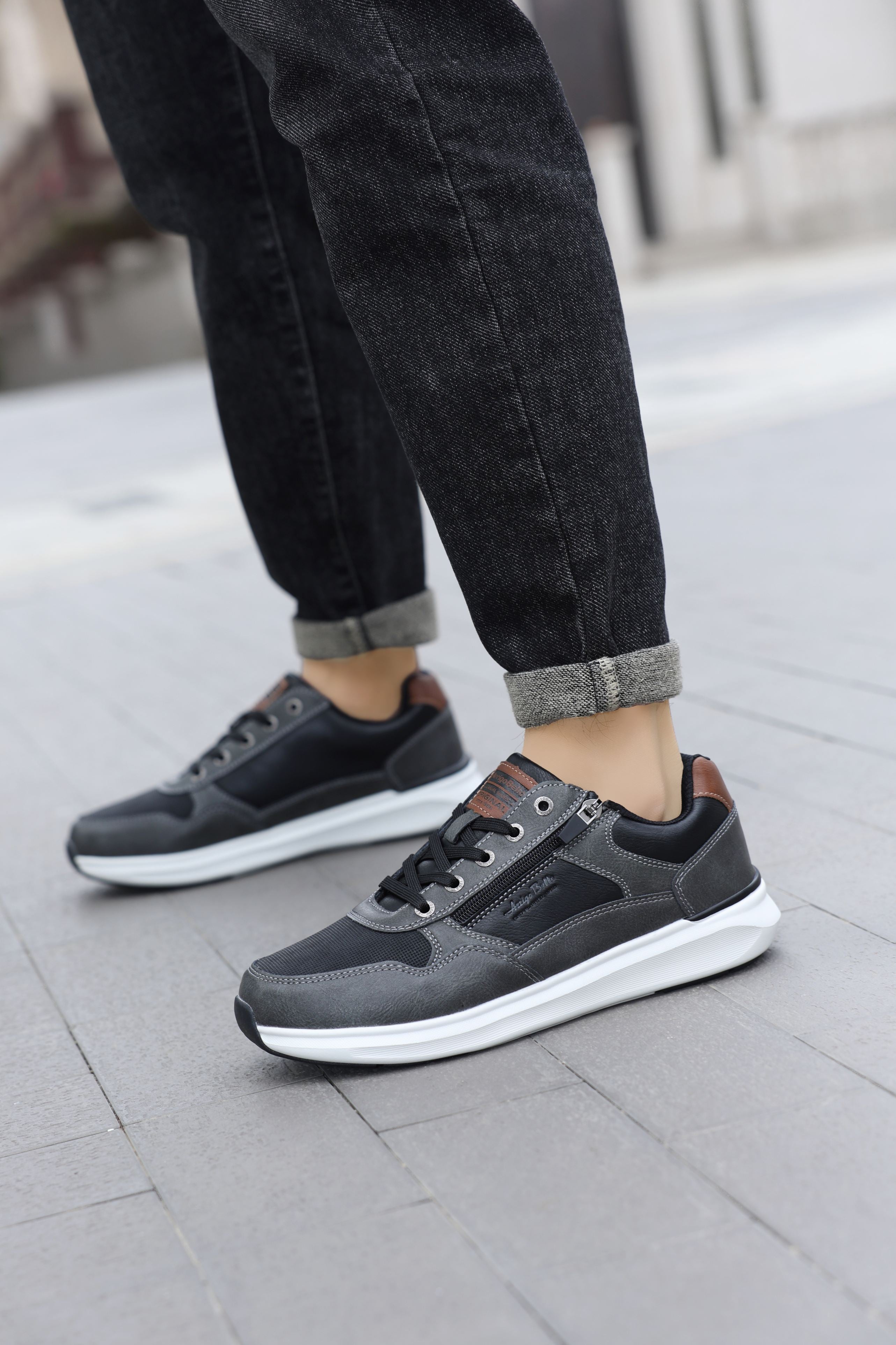 Adidasi casual-sport pentru Barbati, Model Soren, Talpa usoara de spuma, Piele ecologica, Fermoar functional, Arrigo Bello, Gri