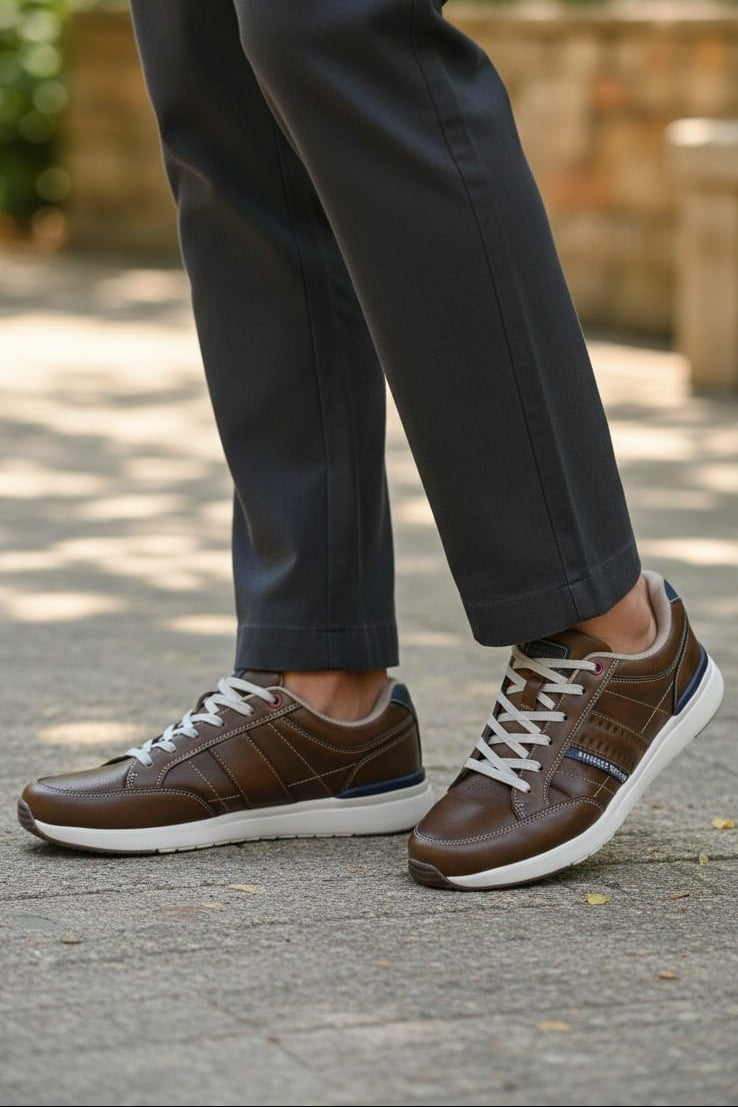 Adidasi Sport-Casual pentru Bărbați, Model Ian, Piele Ecologică Premium, Talpă Spumă, Usori, Confortabili, Arrigo Bello, Maro