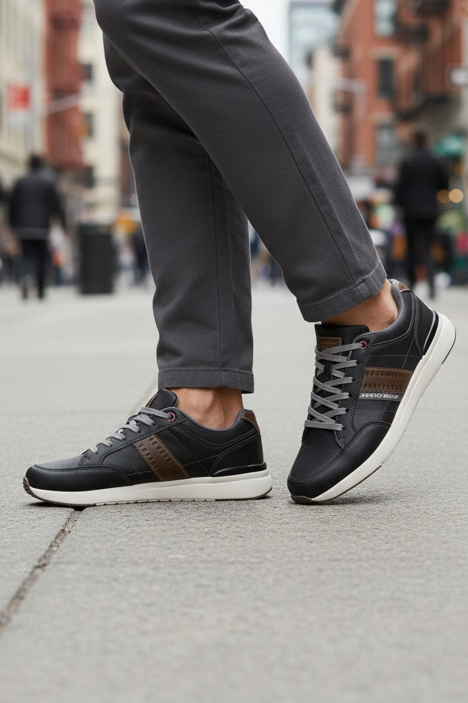 Adidasi Sport-Casual pentru Bărbați, Model Ian, Piele Ecologică Premium, Talpă Spumă, Usori, Confortabili, Arrigo Bello,Negru