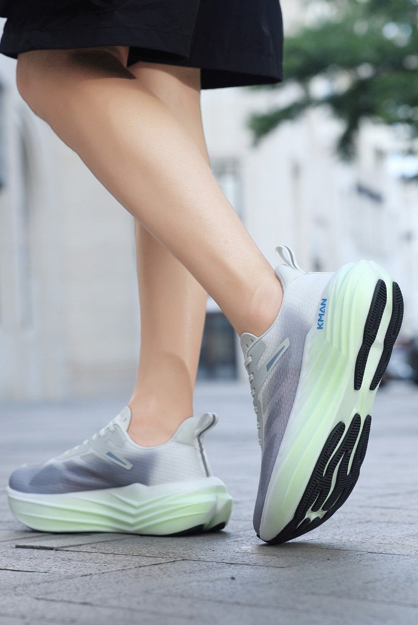 Adidași pentru Bărbați, Model Moris,Ultra ușori, Textil subtire, Comozi, Talpă înaltă din spuma densa,Sneakers sport-casual,KMAN,Gri-deschis