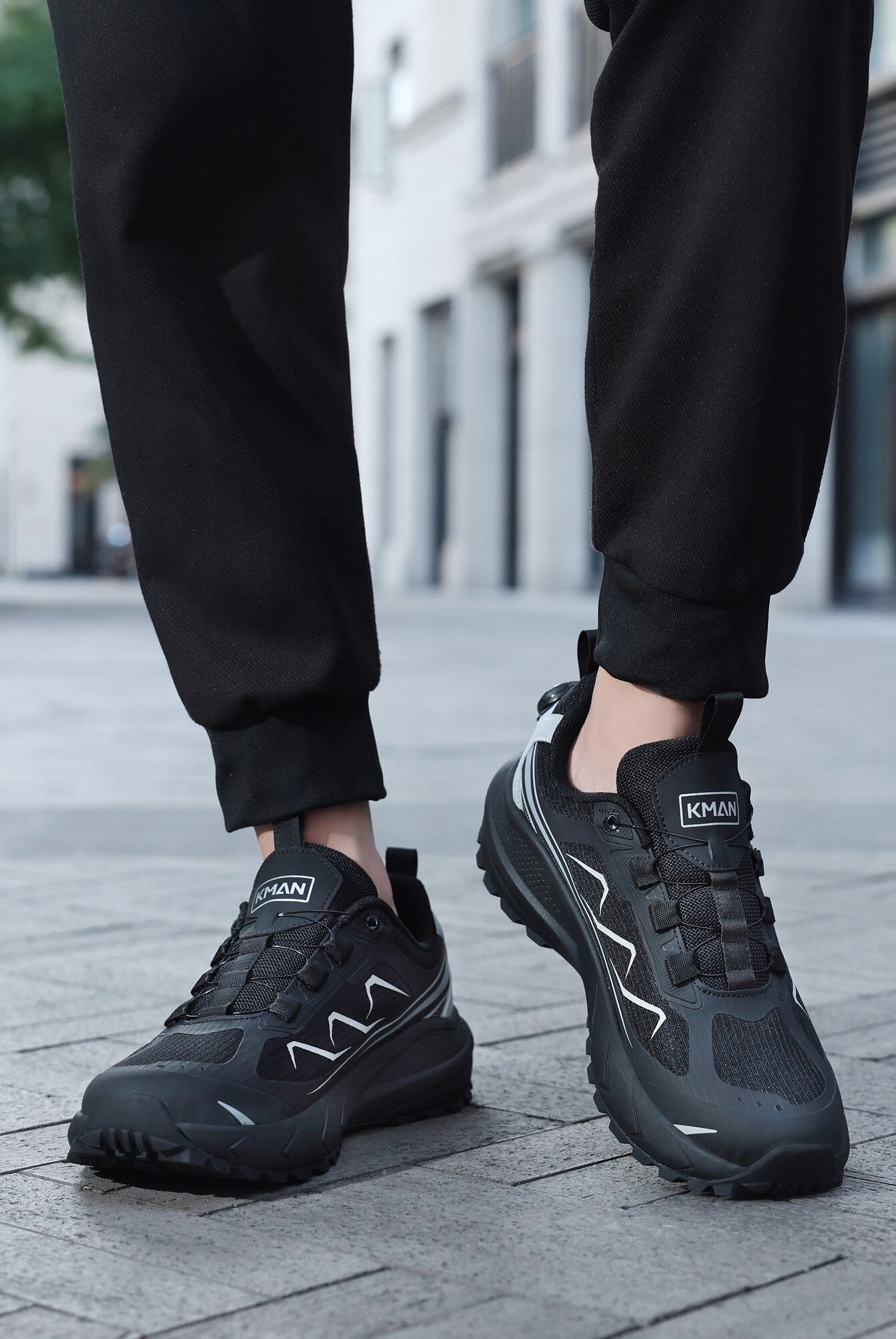 Adidași pentru Bărbați, Model Raven,Sistem de închidere rapidă,Talpă cu crampoane, Panza subtire, Ultra ușori, Comozi, KMAN, Negru