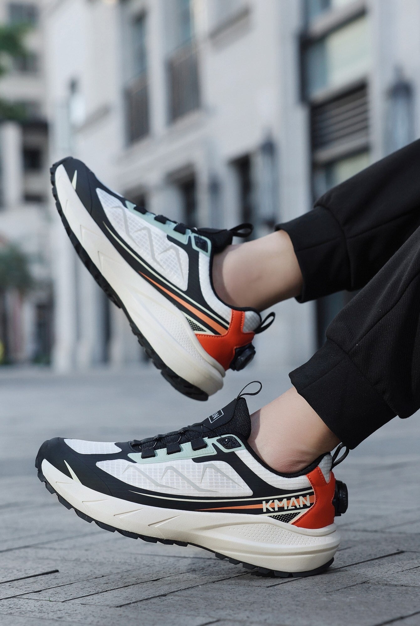 Adidași pentru Bărbați, Model Raven,Sistem de închidere rapidă,Talpă cu crampoane, Panza subtire, Ultra ușori, Comozi, KMAN, Alb