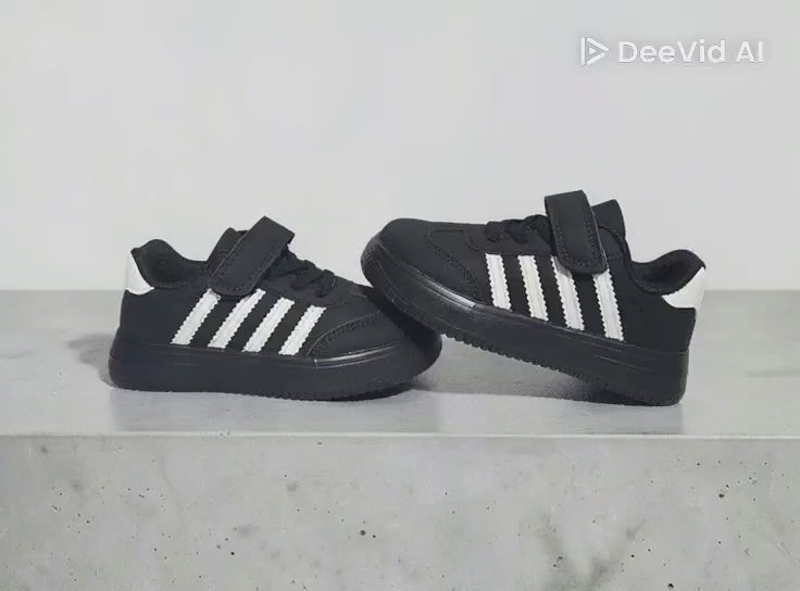 Adidași pentru copii, Model Caro, Piele ecologică, Talpă foarte ușoară, Inchidere cu Arici și șiret elastic