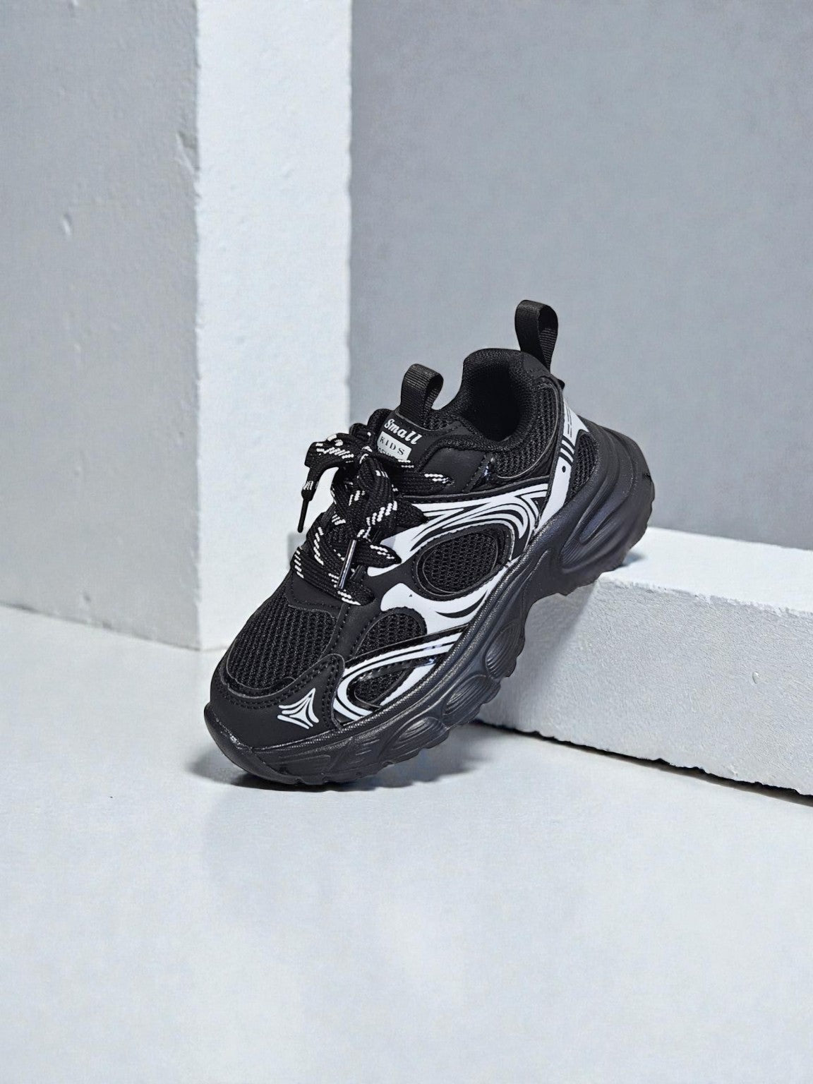 Adidași sport pentru copii, Model Giro, Talpă super ușoară din spumă, material textil respirabil, închidere cu șiret