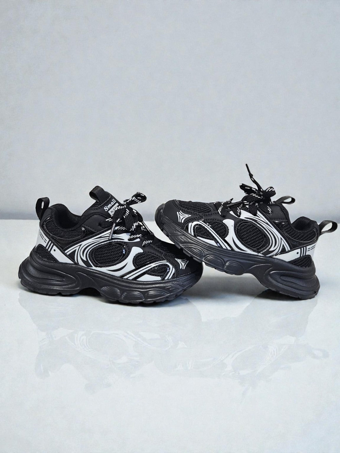 Adidași sport pentru copii, Model Giro, Talpă super ușoară din spumă, material textil respirabil, închidere cu șiret